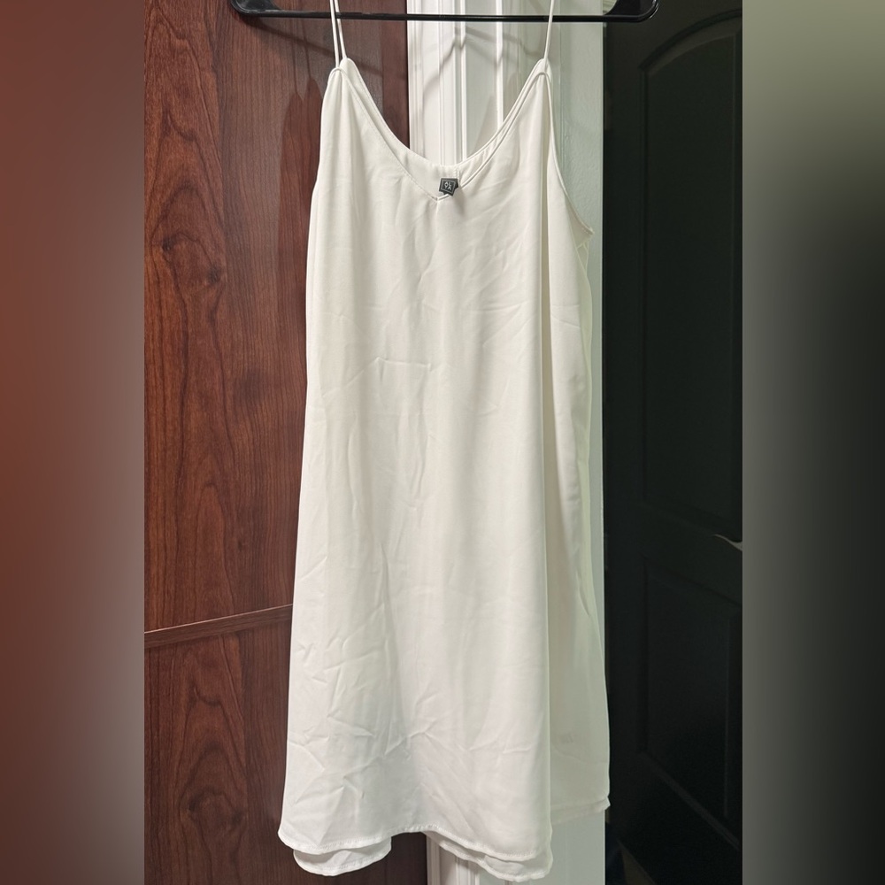 Alya Classic White Slip Dress